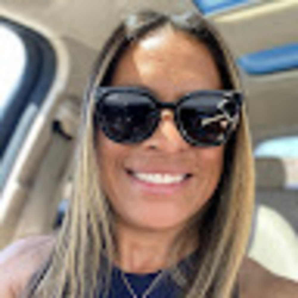 Meet your Posher, Juliette